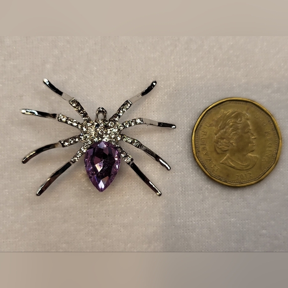 New Rhinestone Spider Brooch / Pin - Picture 3 of 3